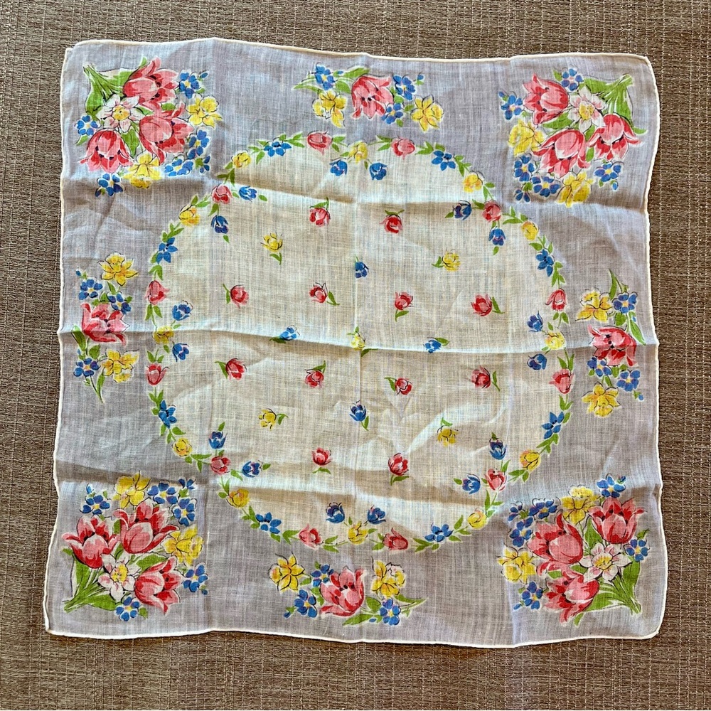 Vintage Handkerchief Bundle - Picture 7 of 7